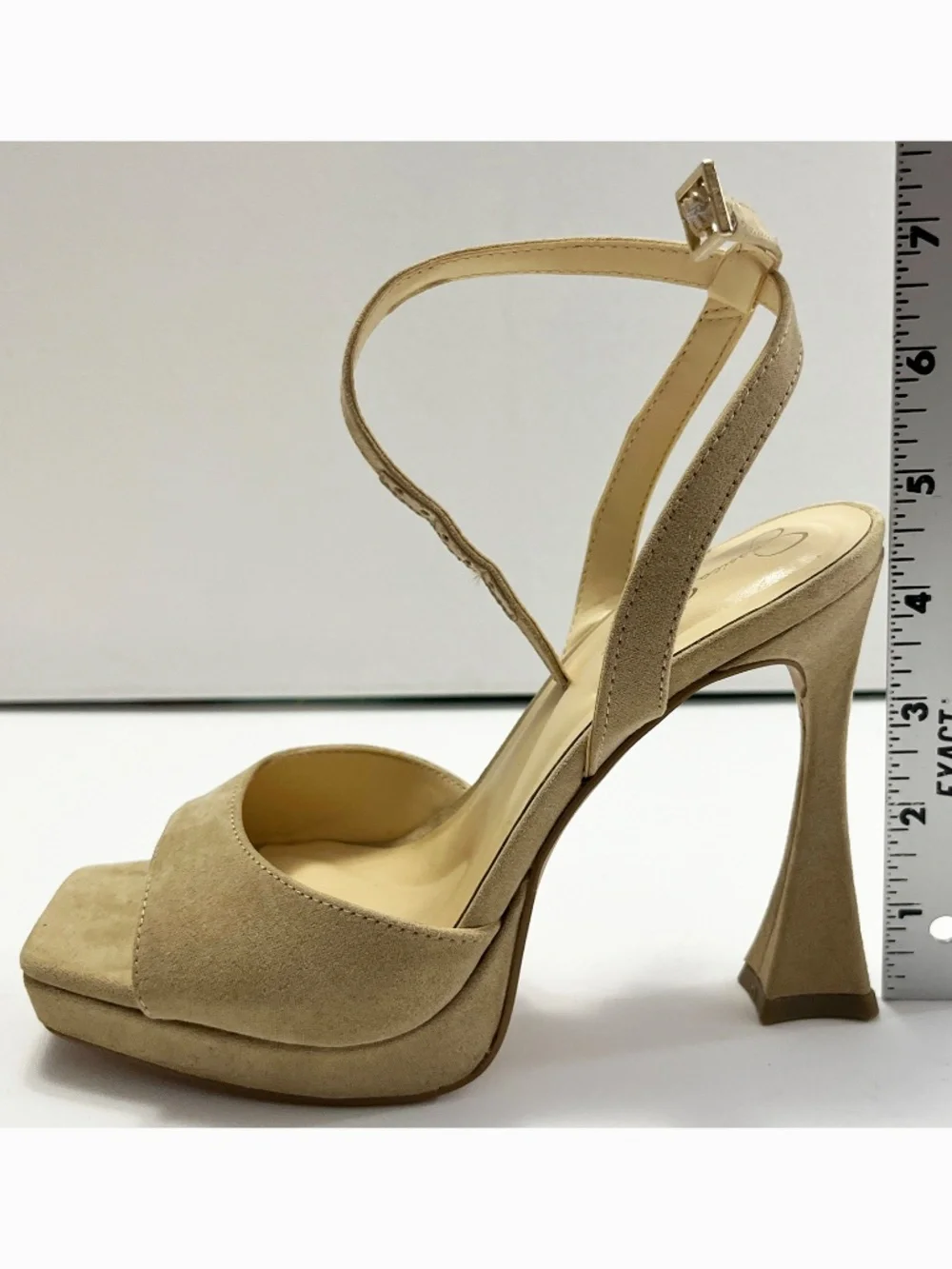 New w/ Box Beige Jessica Simpson Women's Heels Size 5.5 Suede Platform Shoes